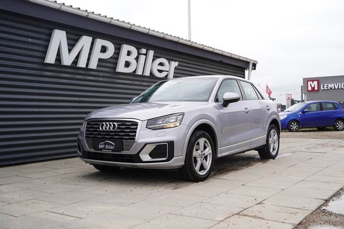 Sølv Audi Q2 fra 2020