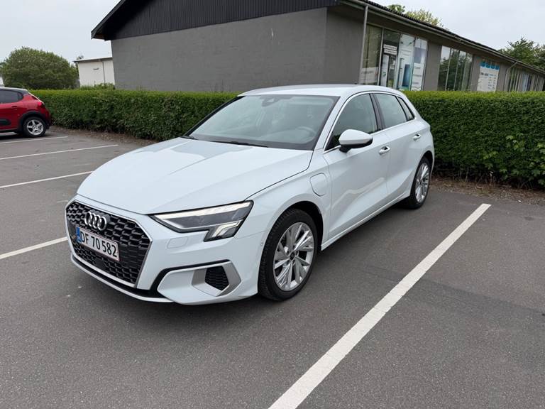 Audi A3 40 TFSi e Prestige Sportback S-tr.