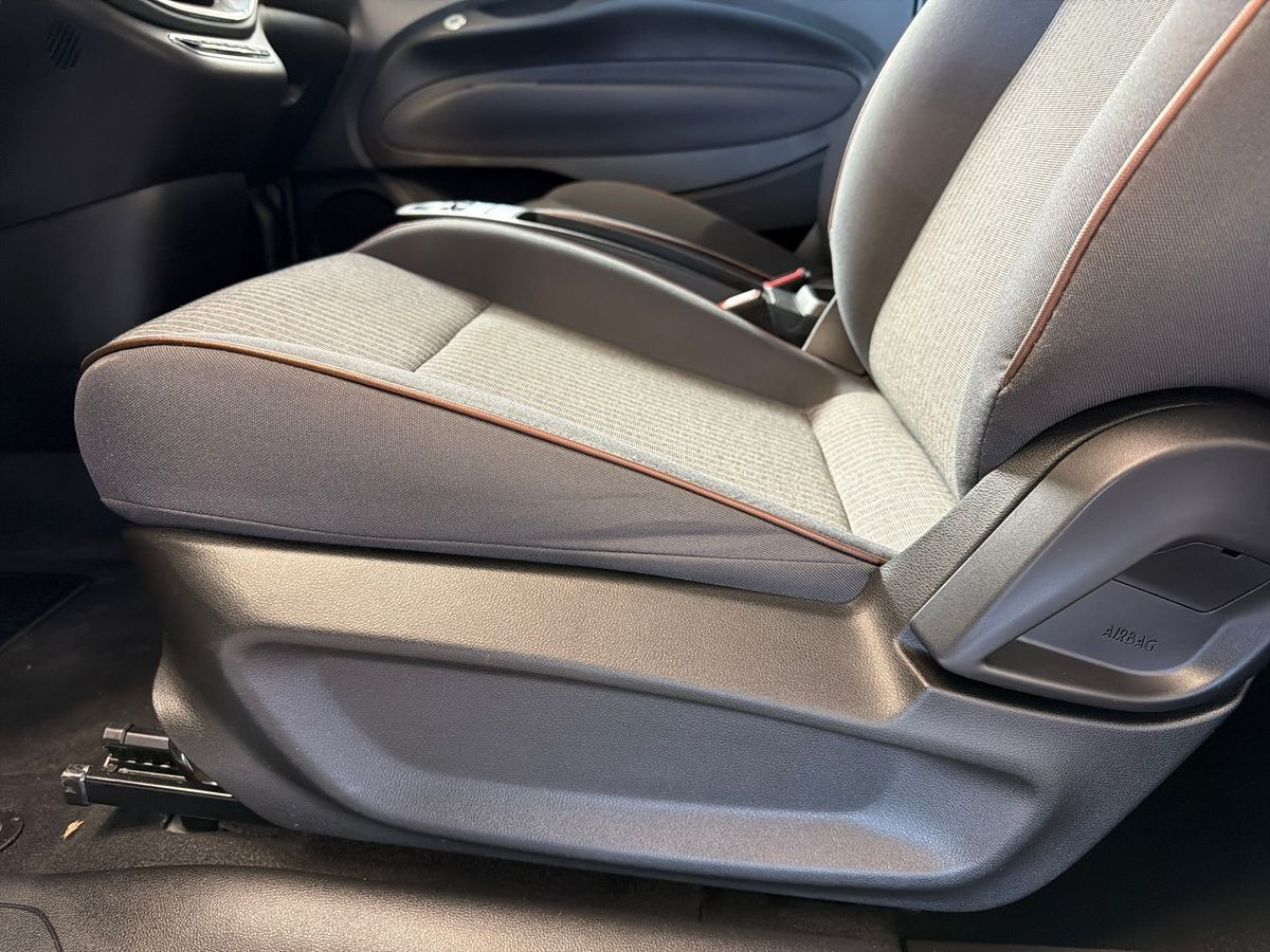 Hvid Fiat 500e fra 2022