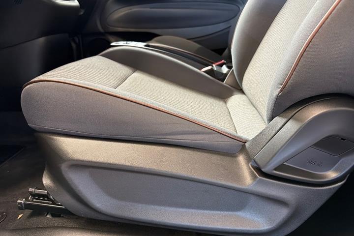 Hvid Fiat 500e fra 2022