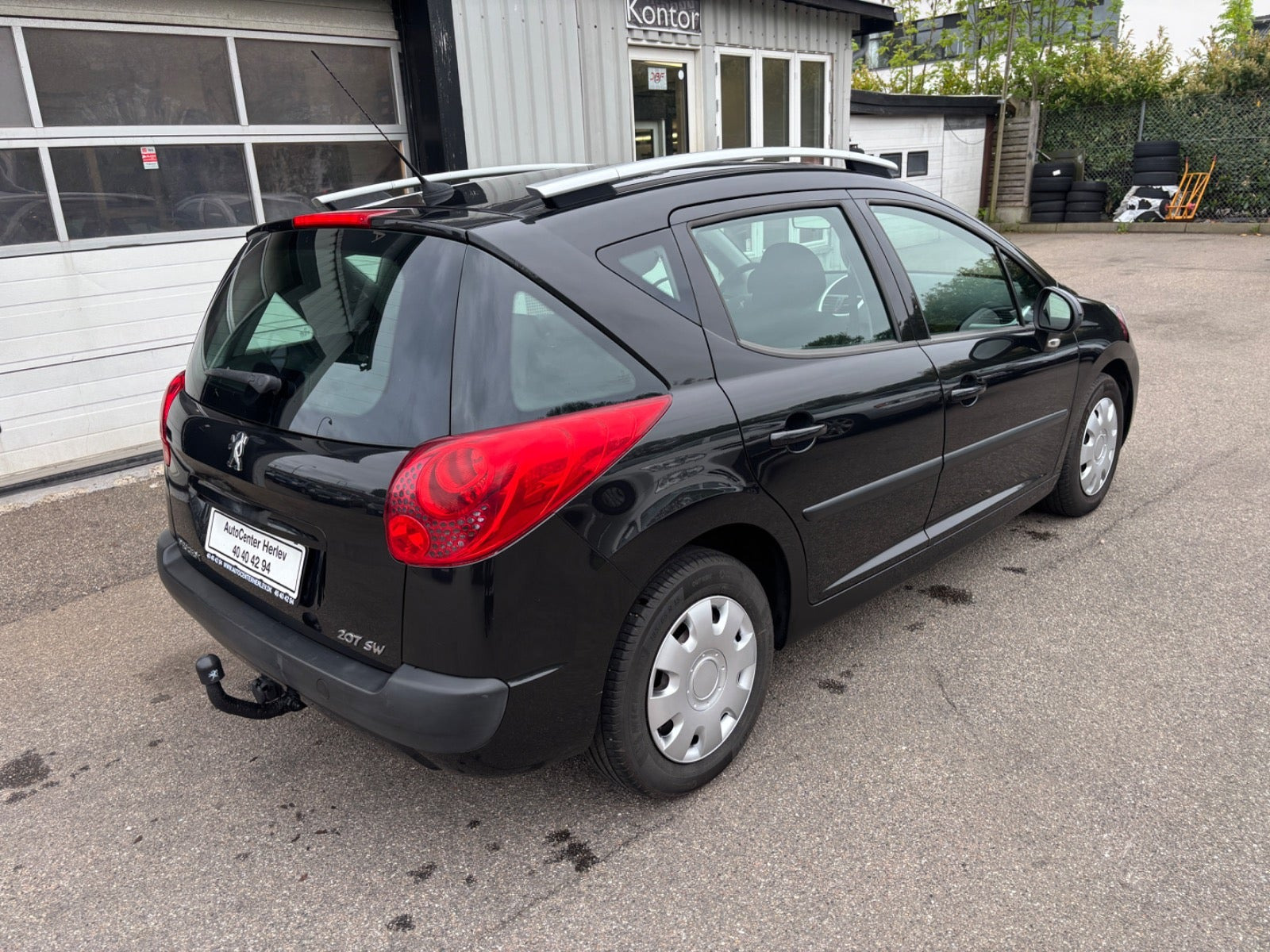 Sort Peugeot 207 fra 2010