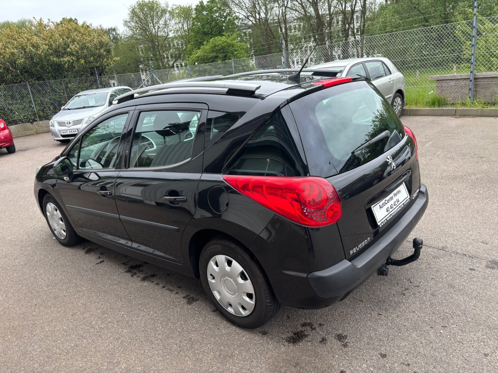 Sort Peugeot 207 fra 2010