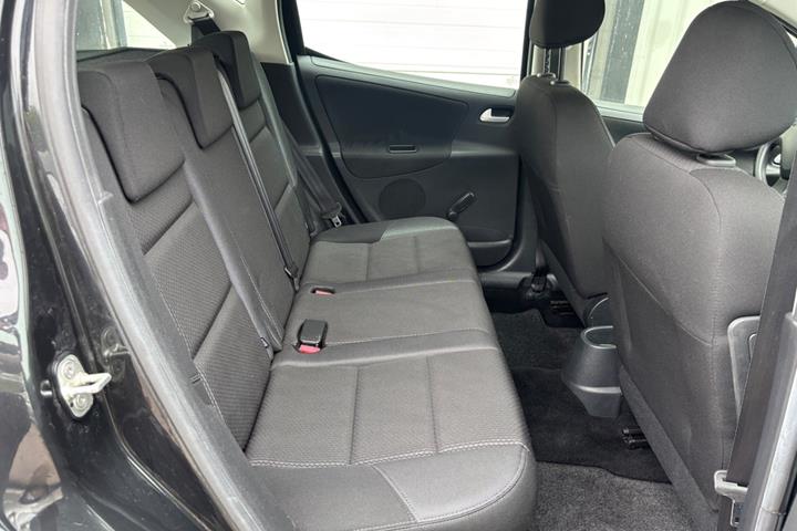 Sort Peugeot 207 fra 2010