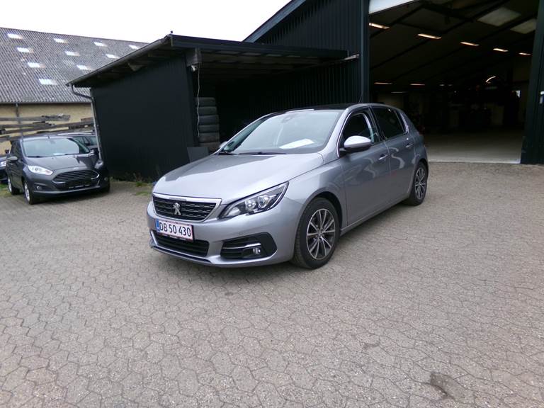 Peugeot 308 1,6 BlueHDi 120 Allure Sky