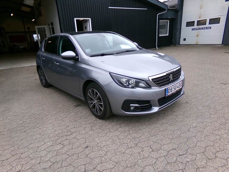 Peugeot 308 1,6 BlueHDi 120 Allure Sky
