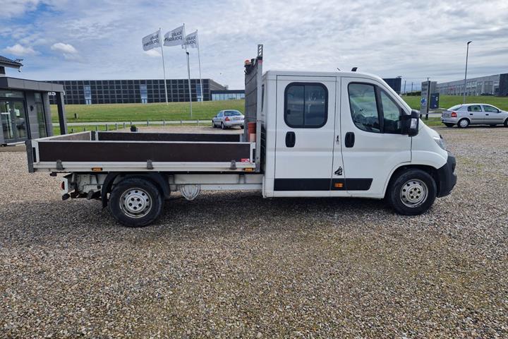 undefined Citroën Jumper 35 fra 2022 set udefra