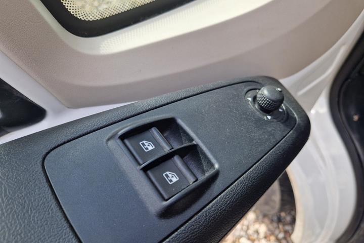 undefined Citroën Jumper 35 fra 2022 set indefra
