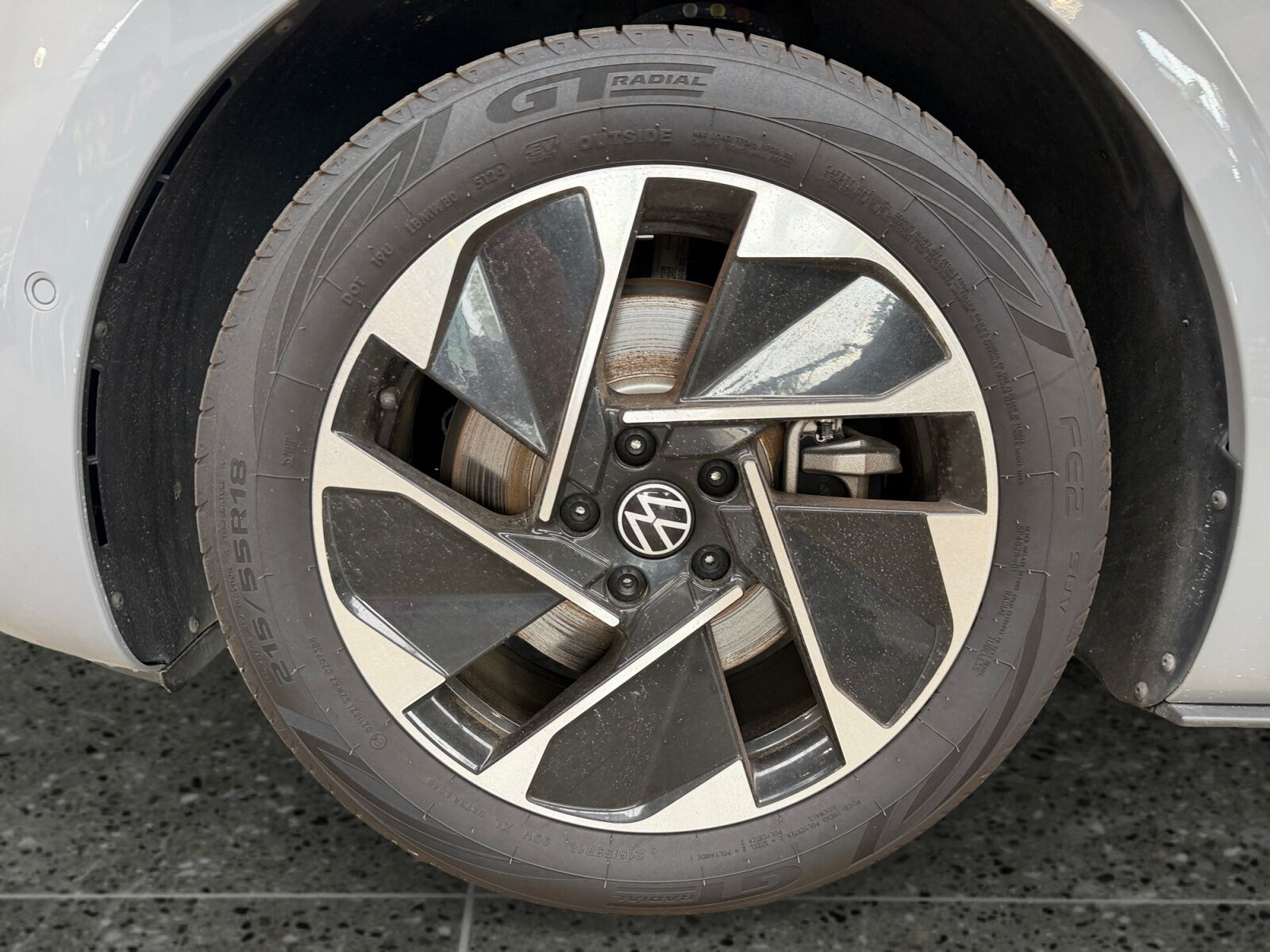 Grå VW ID.3 fra 2022