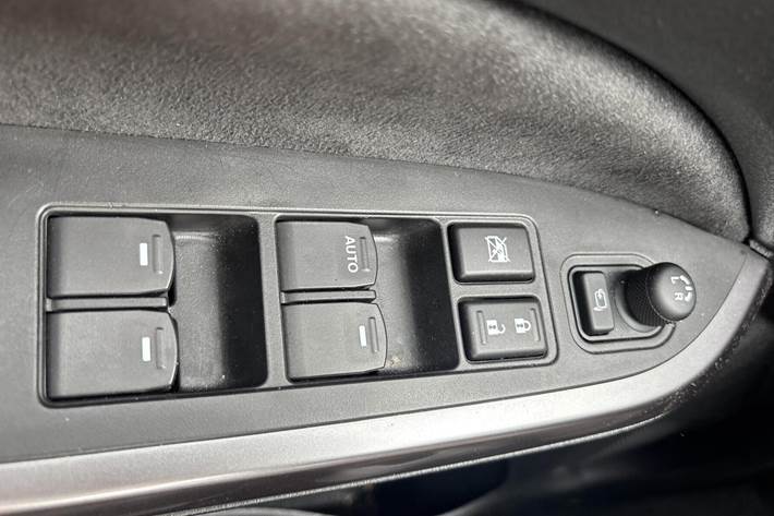 Sølv Suzuki Vitara fra 2021