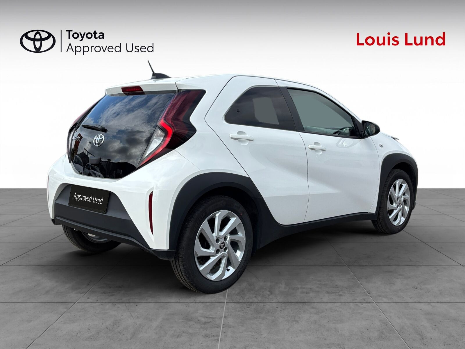 Hvid Toyota Aygo X fra 2025