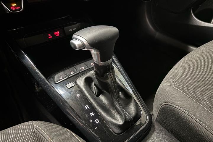Blå Kia Rio fra 2019