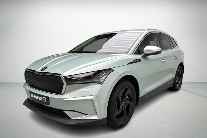 Grå Skoda Enyaq fra 2021