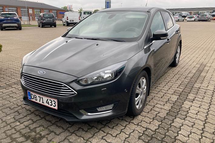 Sort Ford Focus fra 2014