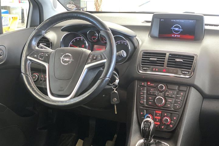 Grå Opel Meriva fra 2014