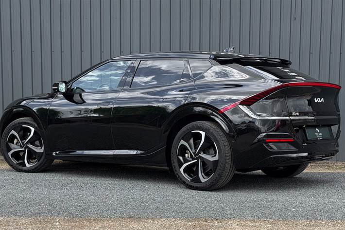 Sort Kia EV6 fra 2024