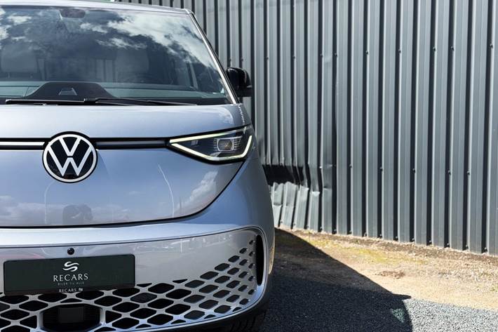 Sølv VW ID.Buzz fra 2024