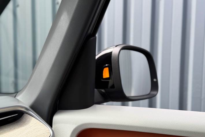 Sølv VW ID.Buzz fra 2024