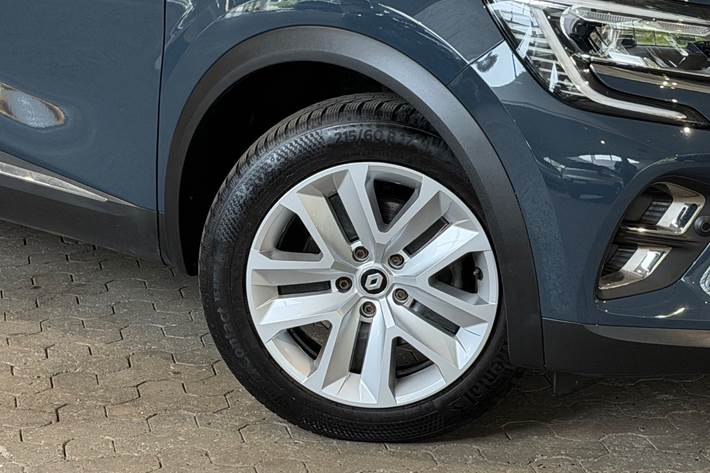 Blå Renault Captur fra 2022