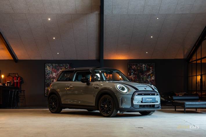 Grå Mini Cooper SE fra 2022