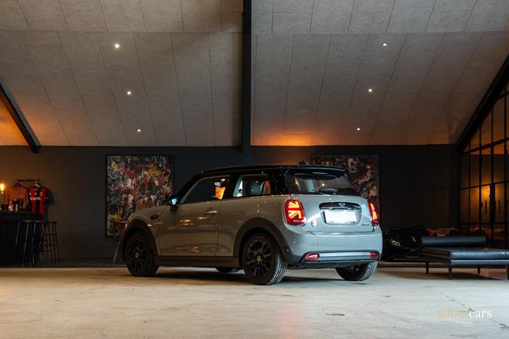 Grå Mini Cooper SE fra 2022