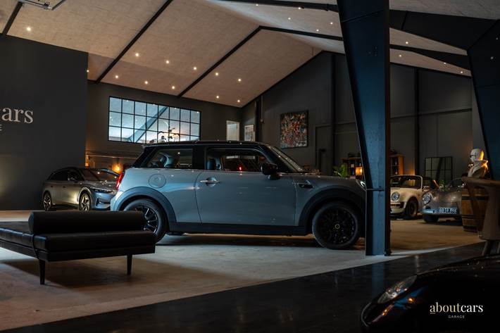 Grå Mini Cooper SE fra 2022