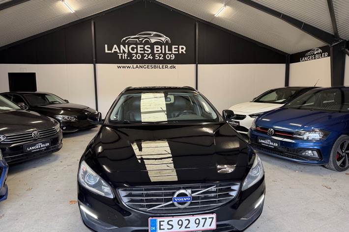 Sort Volvo V60 fra 2016