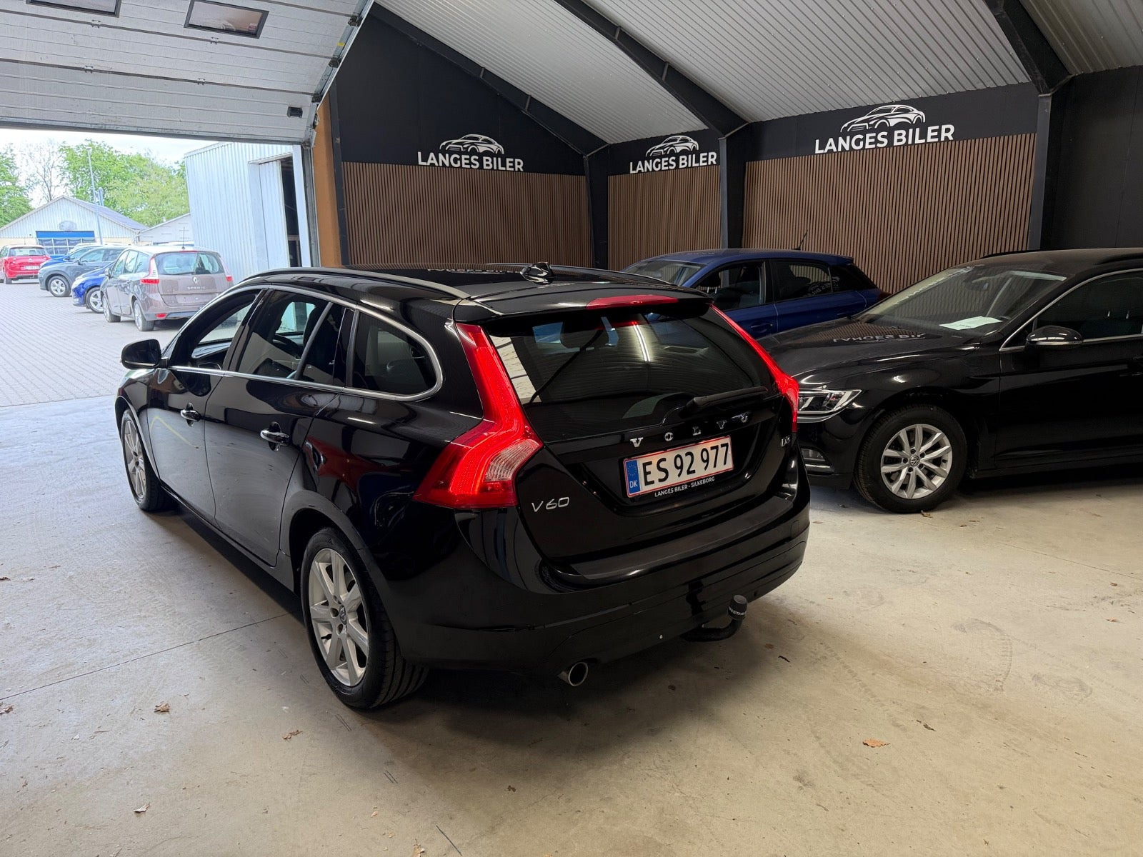 Sort Volvo V60 fra 2016