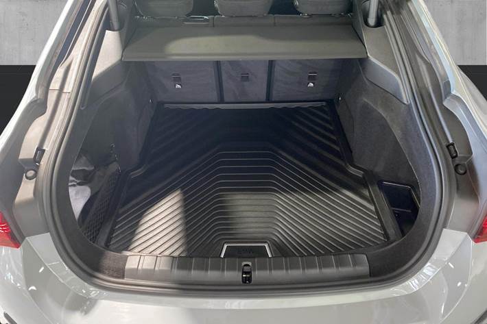 Grå BMW i4 fra 2026