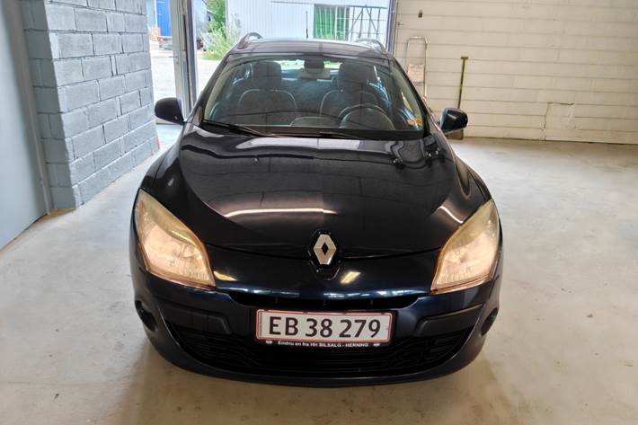 Gul Renault Megane III fra 2010