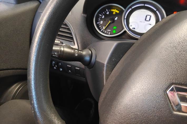 Gul Renault Megane III fra 2010