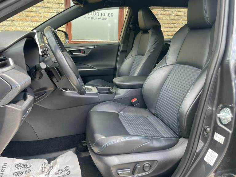 Toyota RAV4 2,5 Hybrid H3 Style Smart MDS