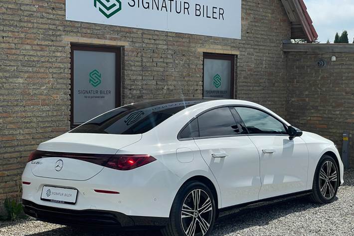 Hvid Mercedes CLA250+ fra 2026