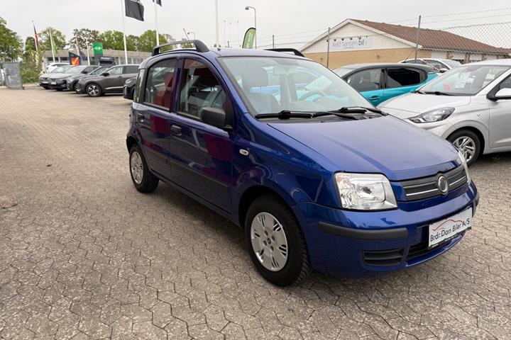 Blå Fiat Panda fra 2008