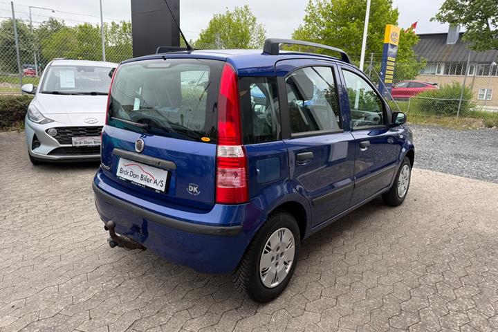 Blå Fiat Panda fra 2008