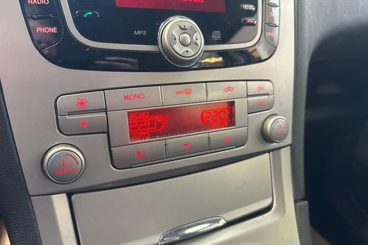 Sort Ford S-MAX fra 2010
