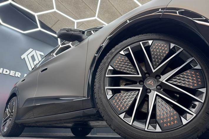 Bronze Cupra Tavascan fra 2026