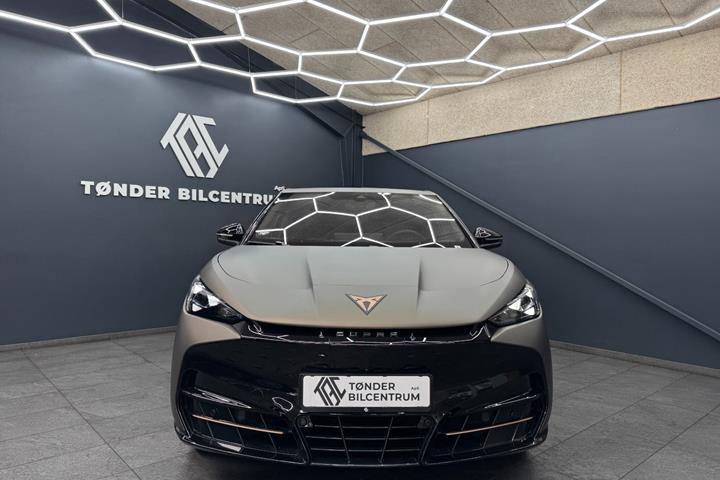 Bronze Cupra Tavascan fra 2026