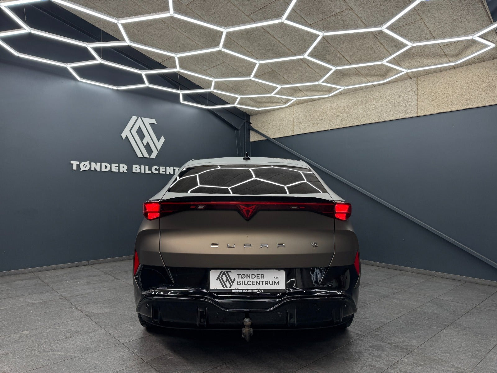 Bronze Cupra Tavascan fra 2026