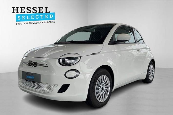 Hvid Fiat 500e fra 2023