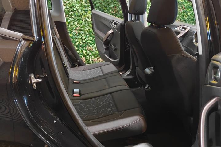 undefined Peugeot 2008 fra 2015