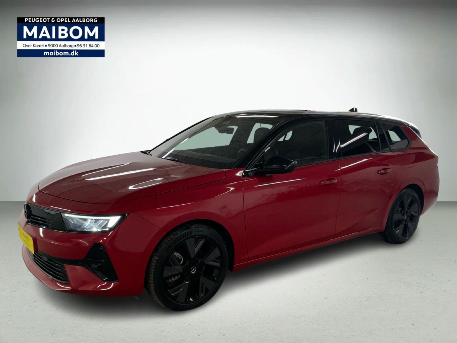 Rød Opel Astra-e fra 2024