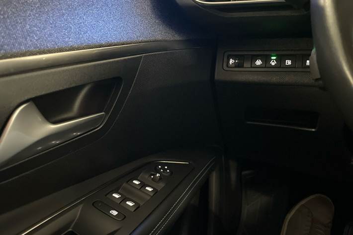 Sort Peugeot 3008 fra 2022