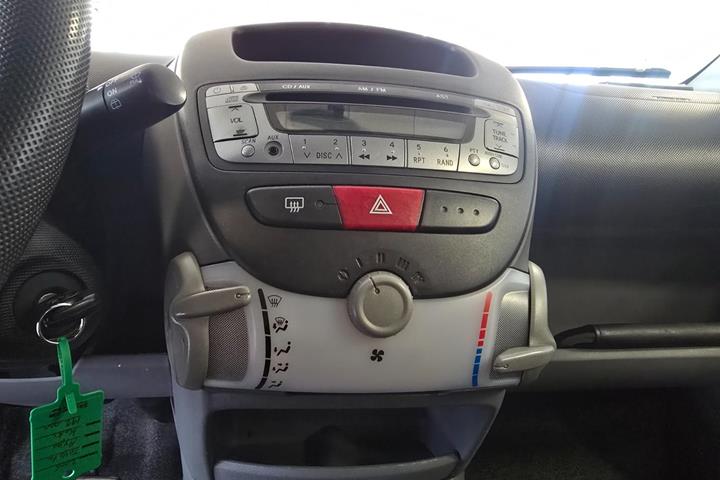 Sort Toyota Aygo fra 2008