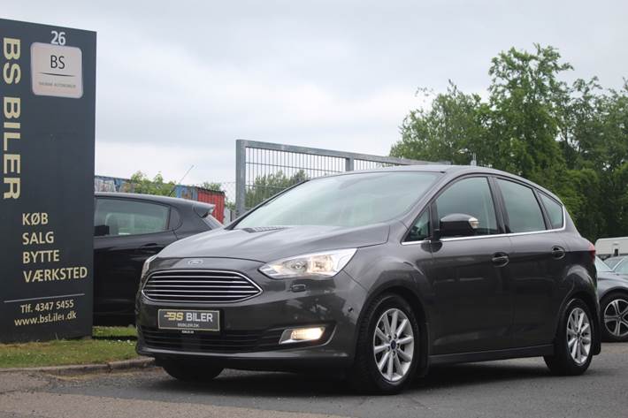 Grå Ford C-MAX fra 2015 set udefra
