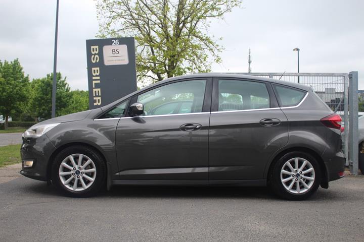 Grå Ford C-MAX fra 2015
