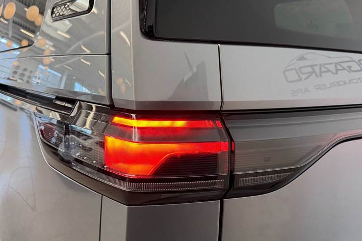 Grå VW ID.Buzz fra 2025