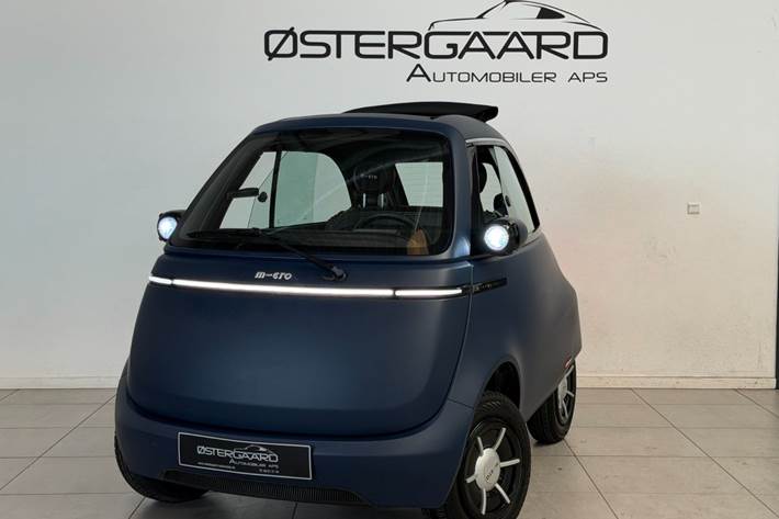 Blå Micro Microlino fra 2025