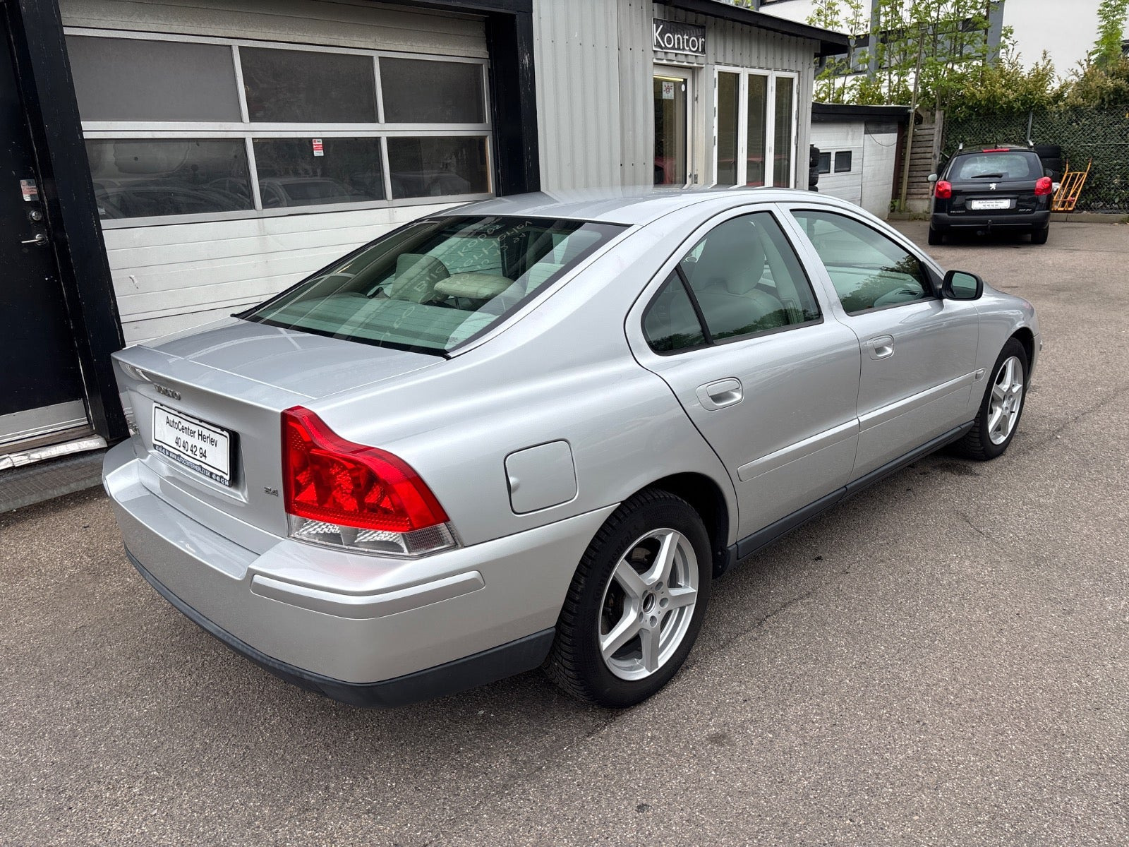 Sølv Volvo S60 fra 2005