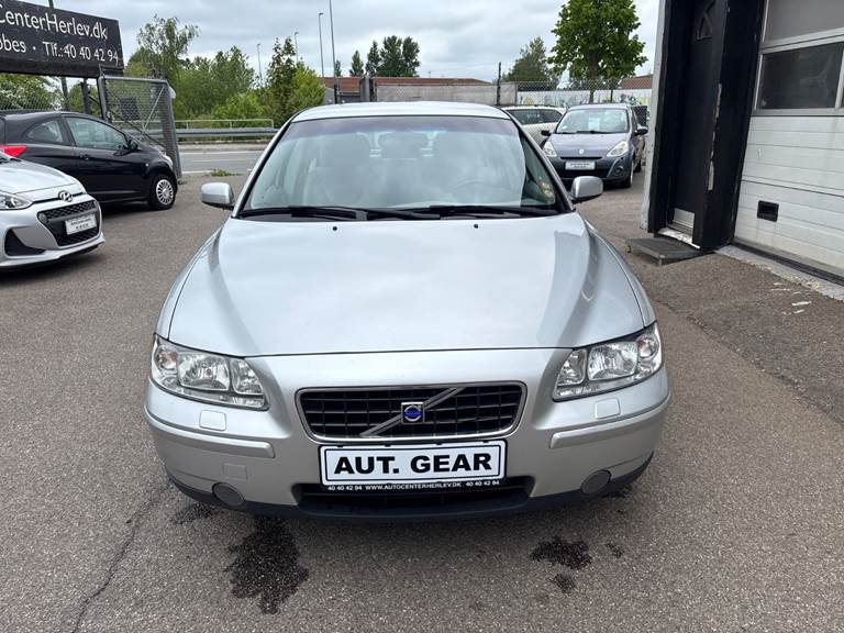 Volvo S60 2,4 140 aut.