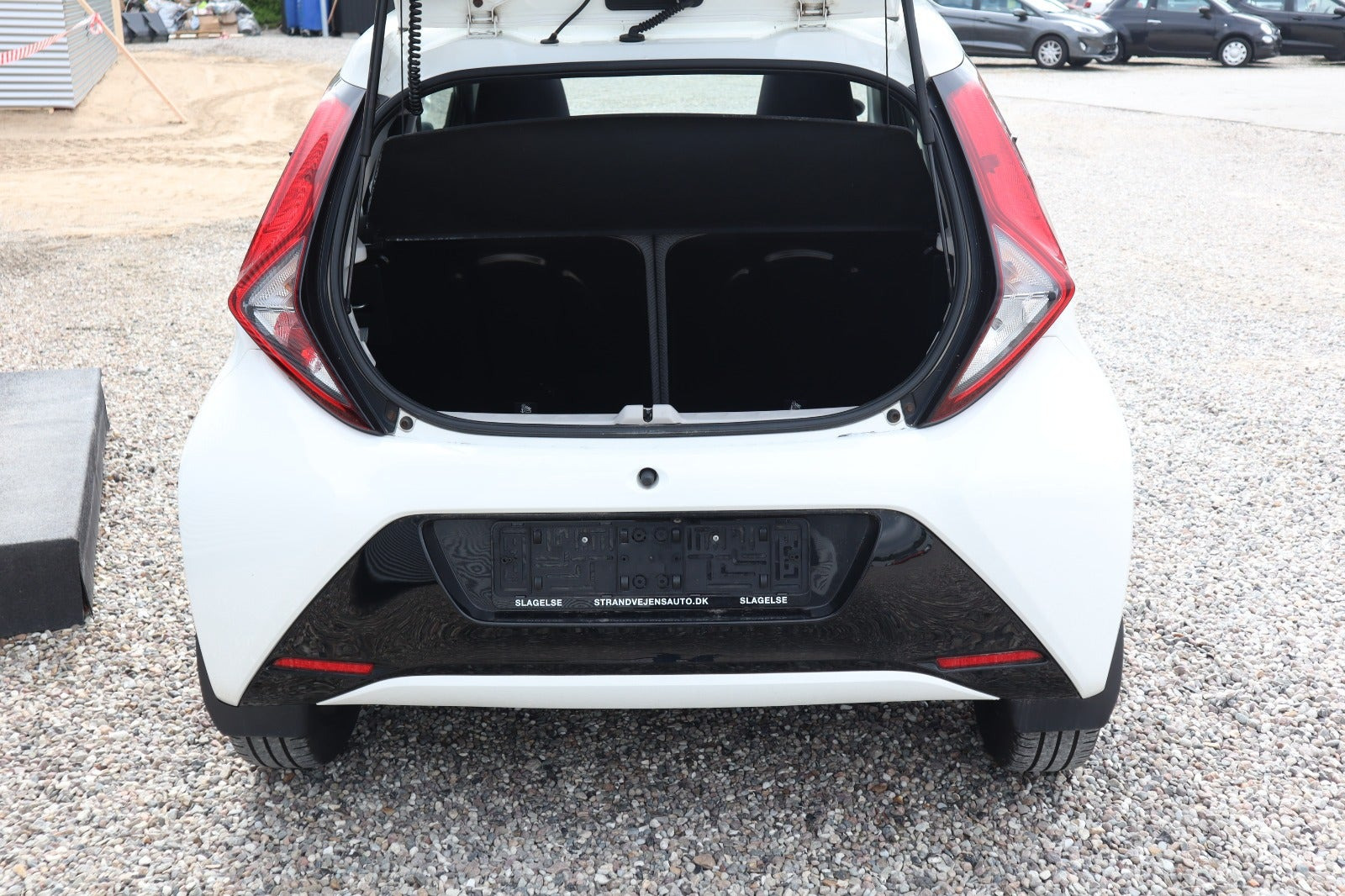 Hvid Toyota Aygo fra 2019
